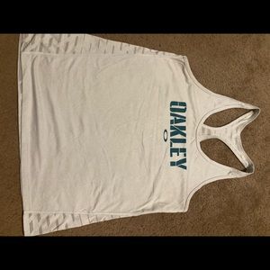 Oakley tank